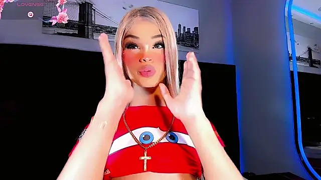 Kornylovee webcam