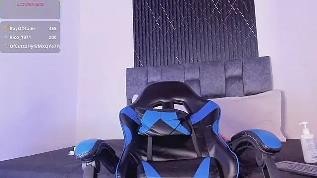 Alexxus_Smith webcam