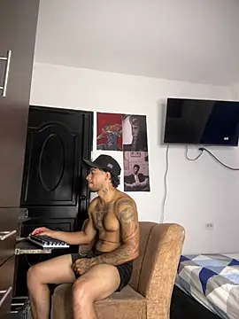 Kenny_romano webcam