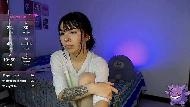 NicoRobin7 webcam