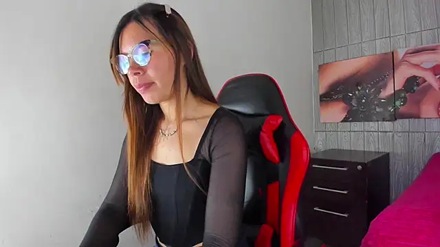 maia_blaze webcam