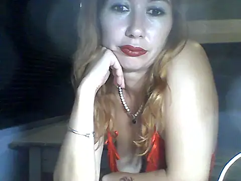 Olesja live cam on StripChat