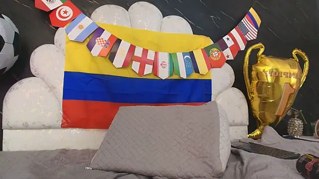 kissme_luna webcam