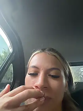 Mia_Rosee1 webcam