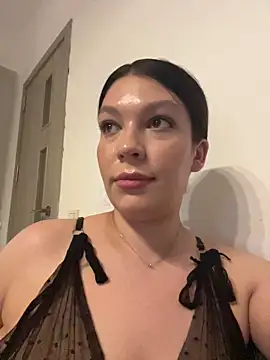 ClaraPasssion live cam on StripChat