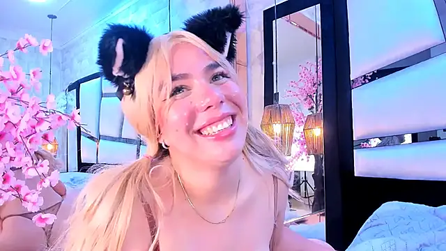 TessaCooper1 webcam