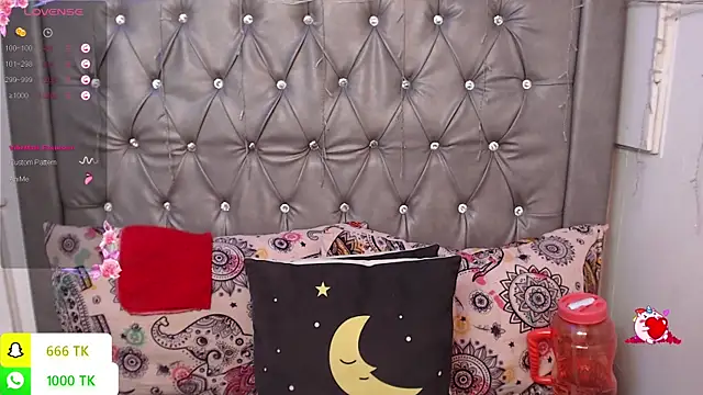 LAILAGUMMY webcam