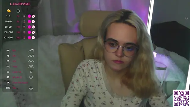 Oxcy_Secret webcam