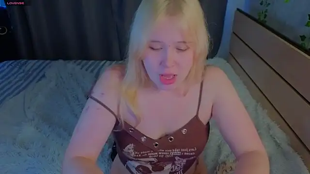 unburnedgirl webcam