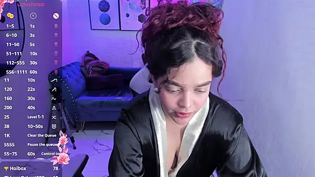 Maggy_t18 webcam