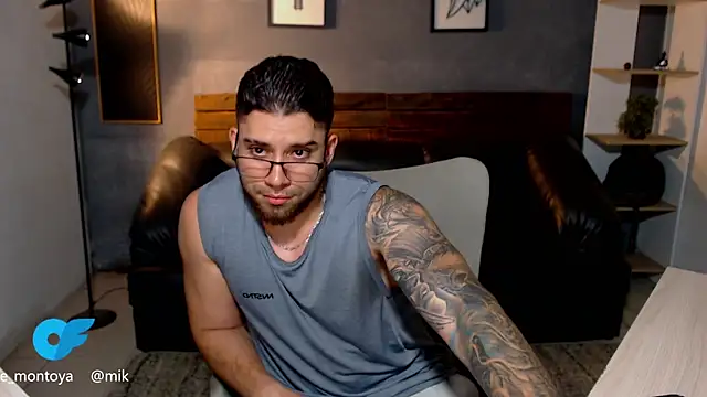Mike_montoya01 webcam