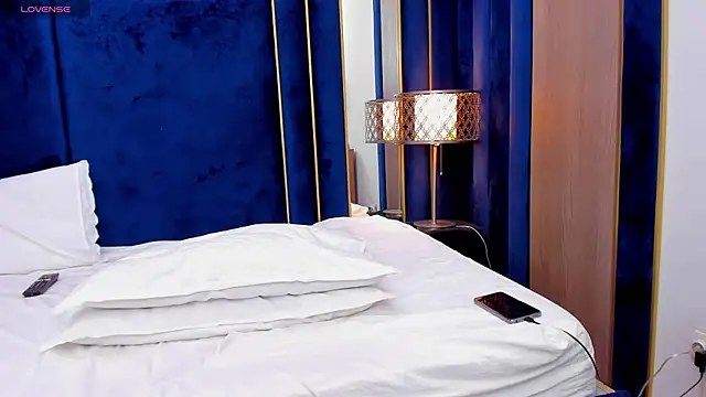 tenny_shy webcam