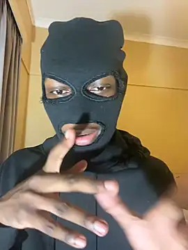 lootlove-26 webcam