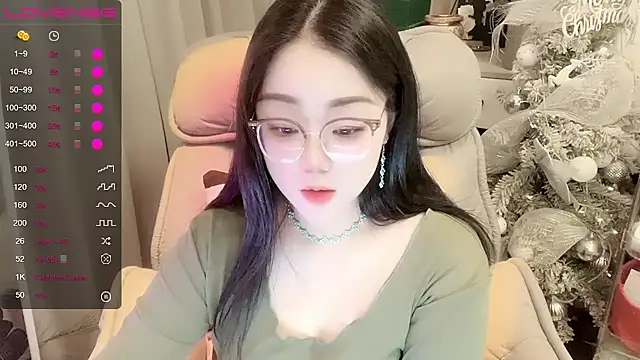 Monica-666888- webcam