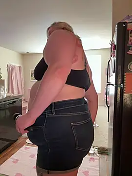 PiggyRose webcam