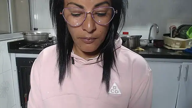 kateleyagrey webcam