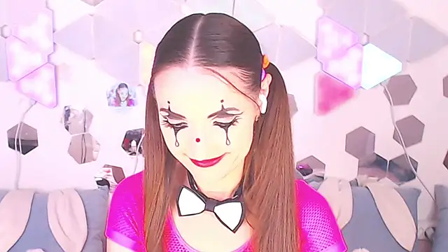 lexikiss (F milf) - In a good mood
