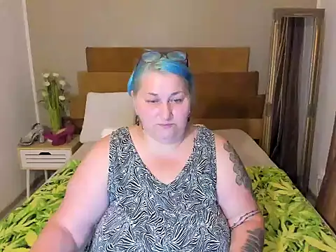 Sugarmommy_69X webcam