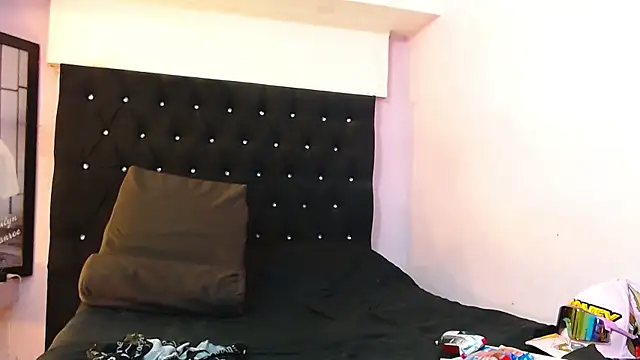 kittybonxx live cam on StripChat