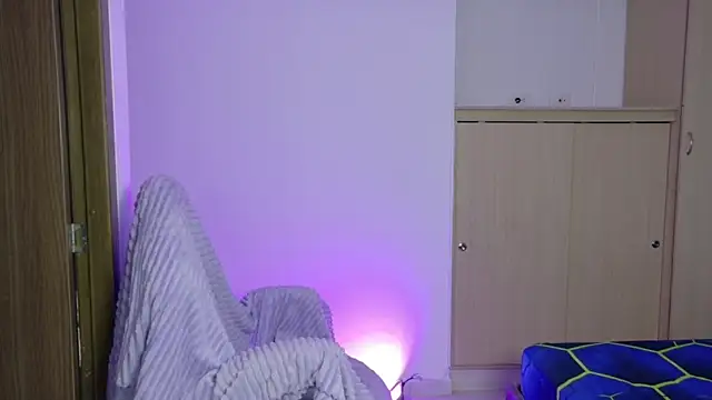 manuela99x webcam