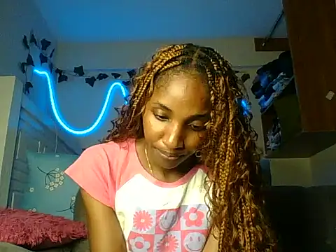 Velvet_peach webcam