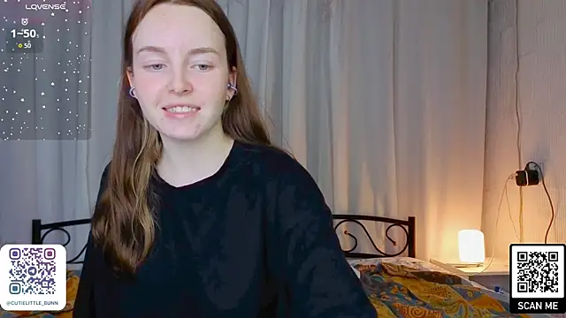bae_cake_ (F young) - lotion on myмtummy