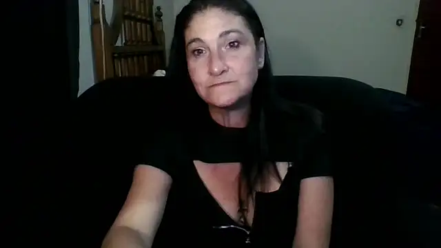 GODDESSTIAMAT webcam