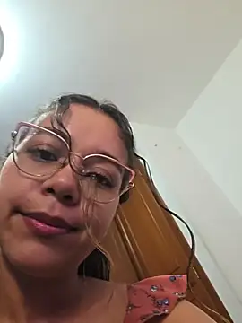 andrea-queen - Andrea-Queen's free webcam - UK Sex Cams
