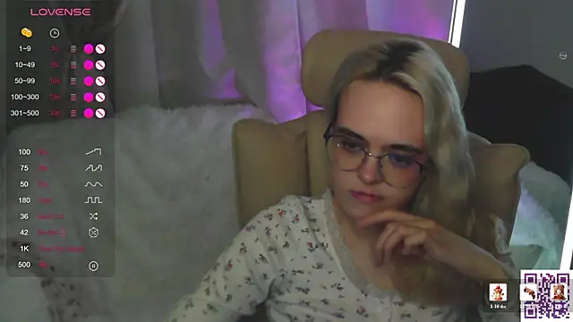 Oxcy_Secret webcam