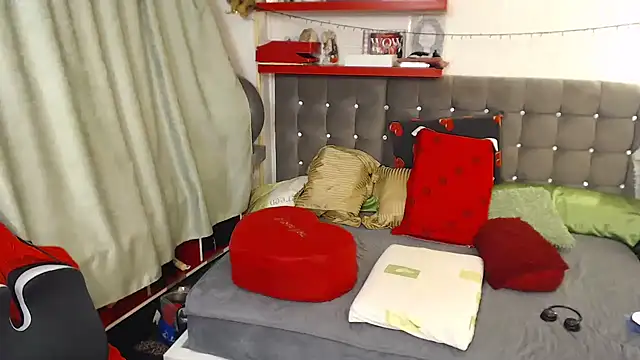 kellyterapy webcam