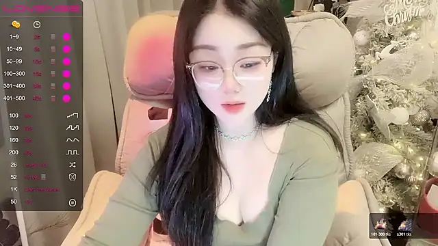 Monica-666888- webcam