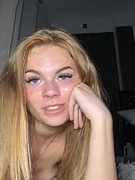 TaliaWhiteX webcam