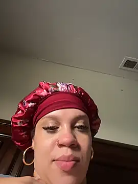 QueenNuttCollector webcam