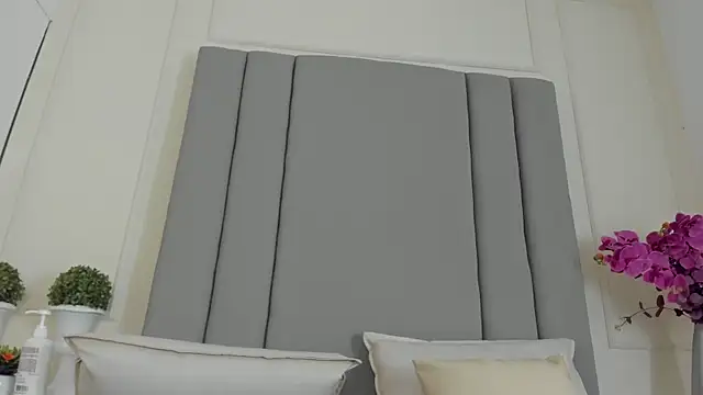 CannelaSmith webcam
