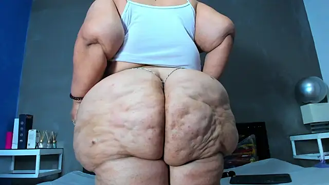 Charlotte_curvy_ webcam