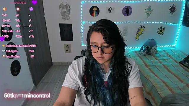 Cherry_blush_ live cam on StripChat
