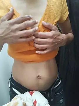 Bombonsexy@xh live cam on StripChat