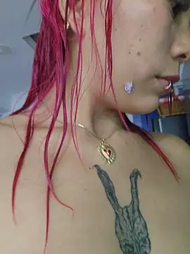 camila_fairy (F young) - Sensual striptease in the pool💦✨️