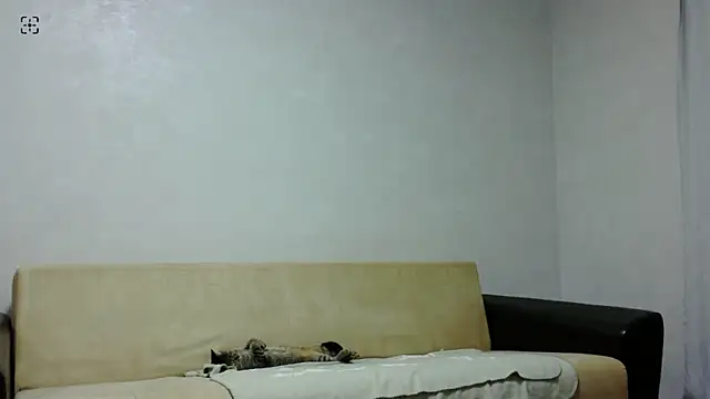 aylinblushing (F teen) - who is the biggest fan?