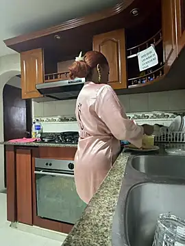 kloe_rousse01 (F teen) - finger in the ass