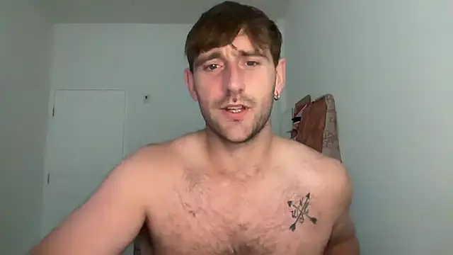 lukegunn (M young) - CUMSHOW @ GOALLL!!!
