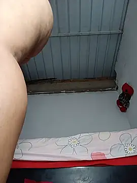 Lucky-hot-girls webcam