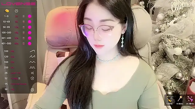 Monica-666888- webcam