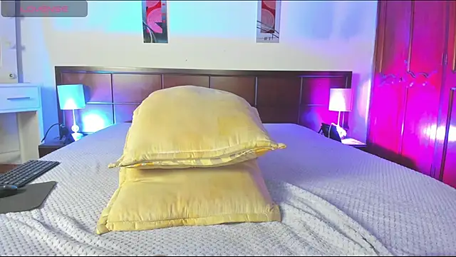 MiaMarin_hot webcam