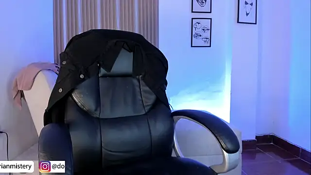 Dorianmistery2322_ webcam