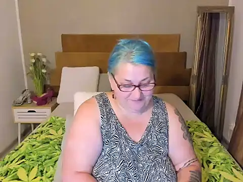 Sugarmommy_69X webcam