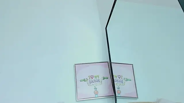 miaapril webcam