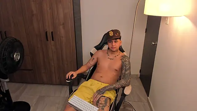 Jake_simons webcam