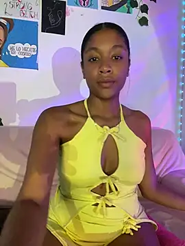 ElectraaJoness webcam