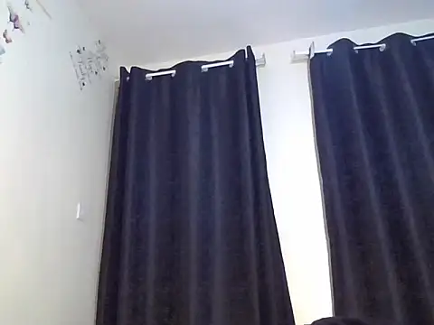 SexxythickAss_2 webcam